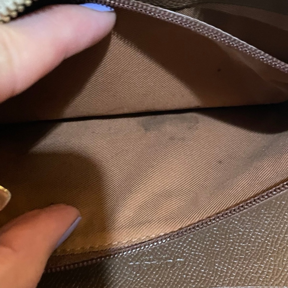 Coach Gold-Logo Pebbled Leather Wristlet in cream color - Picture 7 of 9